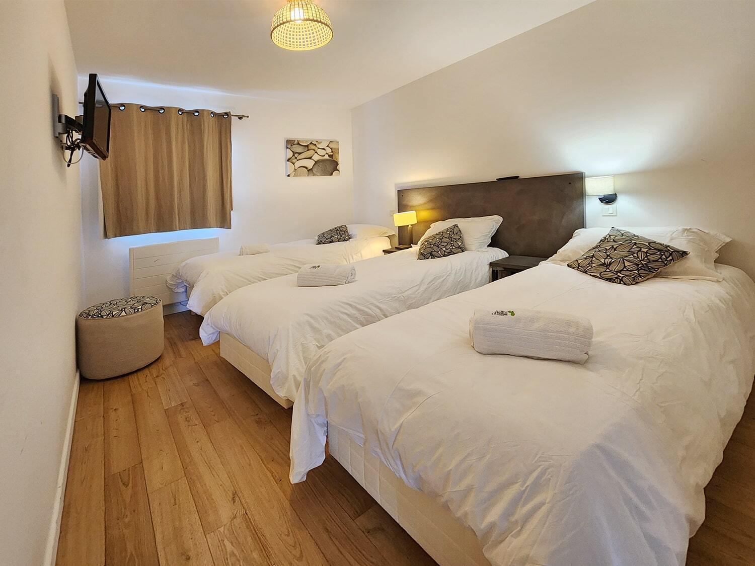 Gites & Tiny Houses Les Hauts De Toulvern Baden Kamer foto